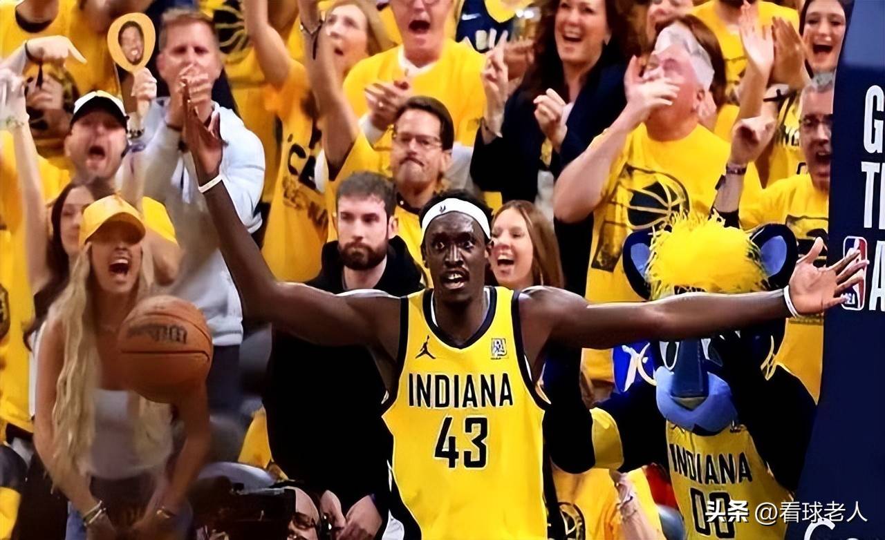 西亚卡姆重返赛场，出色防守首场状态出色，尤文图斯观众沸腾！